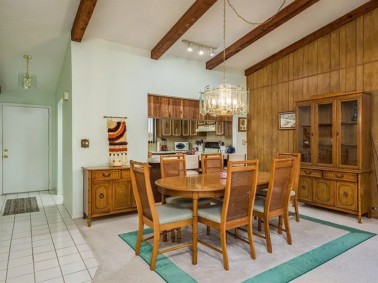 9910 Eagles Point Cir #3 — Photo 10