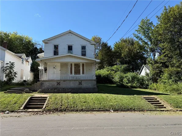 912 Saratoga St, Utica, NY 13502