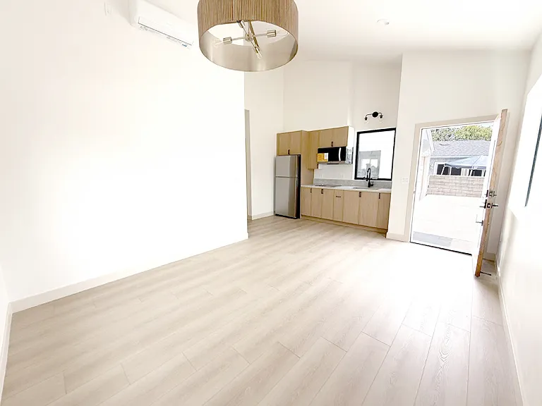 3017 Orange Ave #1 — Photo 3