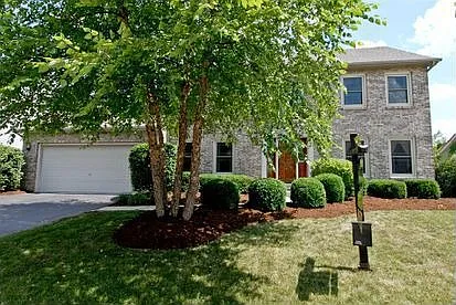 646 Inverness Dr photo 1