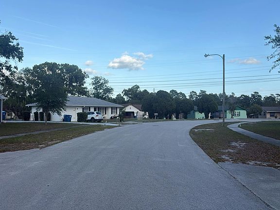 4th image of 12555 Eddington Rd