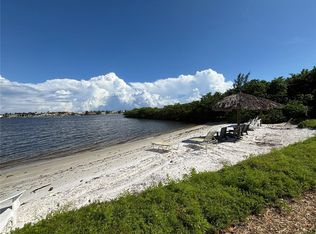 900 Scotia Dr APT 103, Hypoluxo, FL 33462