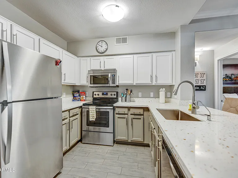 20100 N 78th Pl #1036 — Photo 12