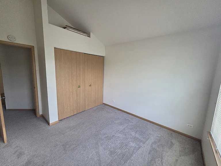 2800 E Bridleway Ct — Photo 9