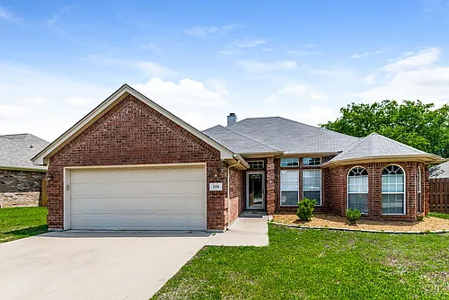 1120 Highcrest Dr Photo 1