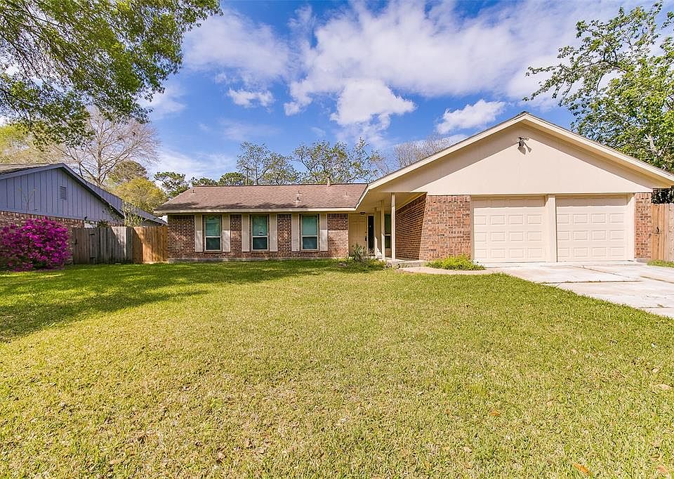 1st image of 4206 Meadow Glen Dr