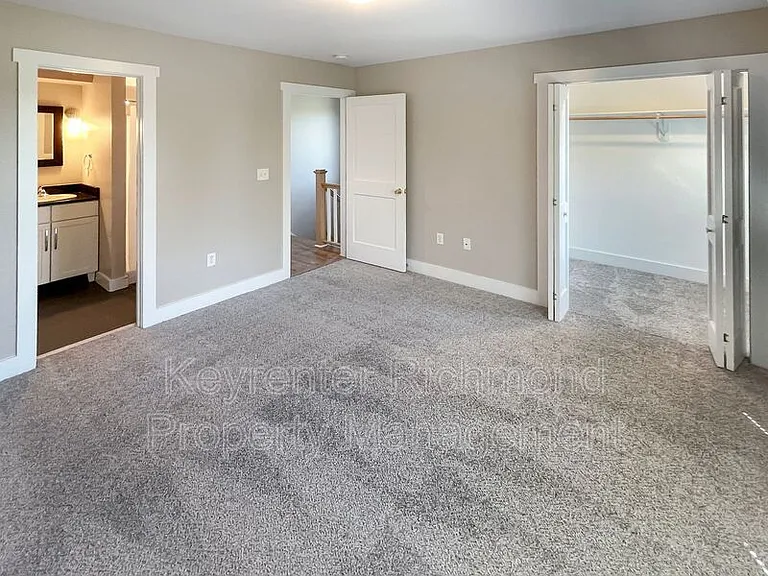 400 Dobson St — Photo 10