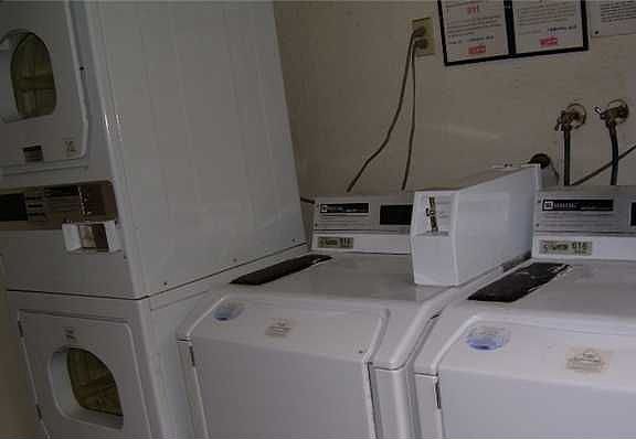 HOA laundry room