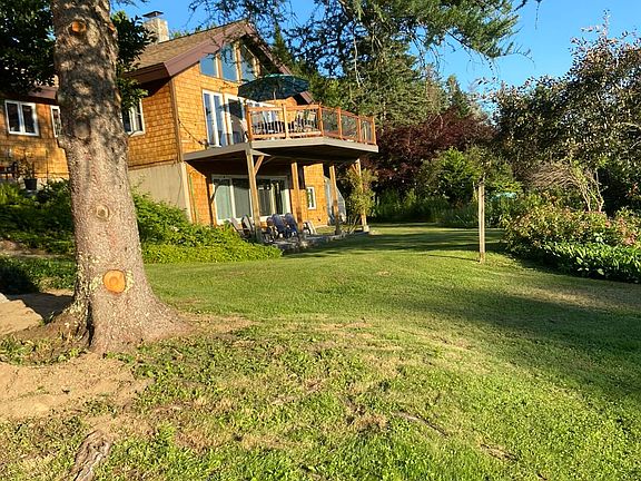 2nd image of 475 North Road