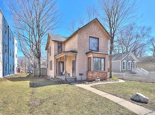 2019 23rd Ave S, Minneapolis, MN 55404