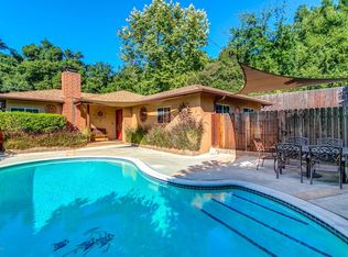 3642 Canyon Crest Rd, Altadena, CA 91001