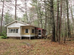 11496 Lakeview Ave NE, Kalkaska, MI 49646