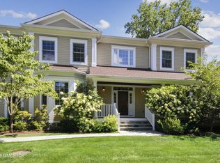20 Roosevelt Ave, Old Greenwich, CT 06870