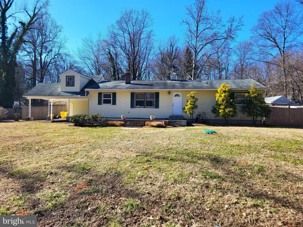 3594 2nd Ave, Edgewater, MD 21037