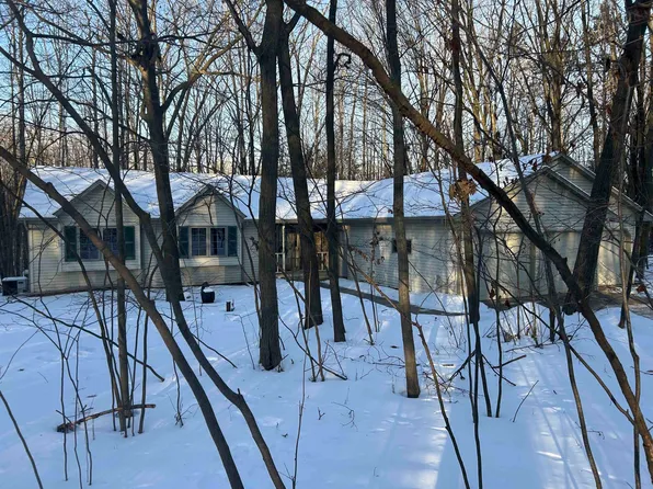 692 Bucks Ln, Sobieski, WI 54171