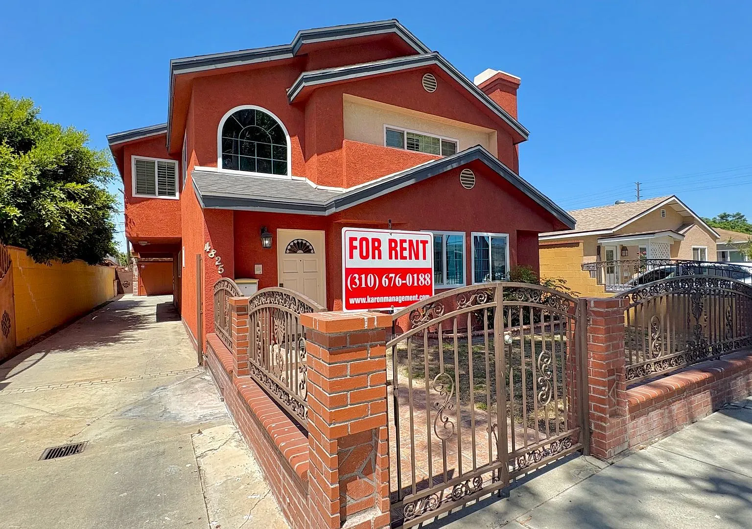 Spacious and bright Hawthorne front house — Photo 1
