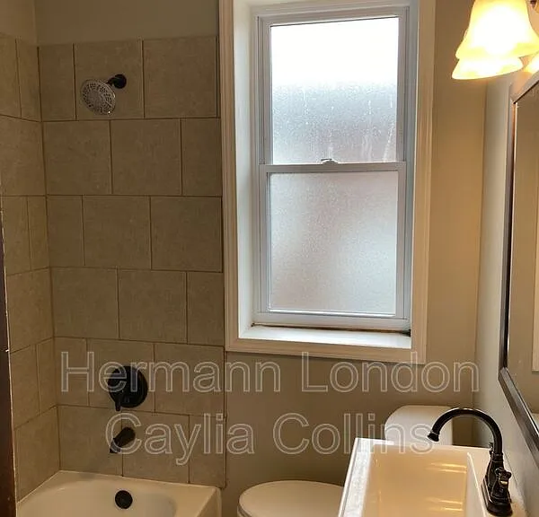 5340 Bancroft Ave #2F — Photo 16