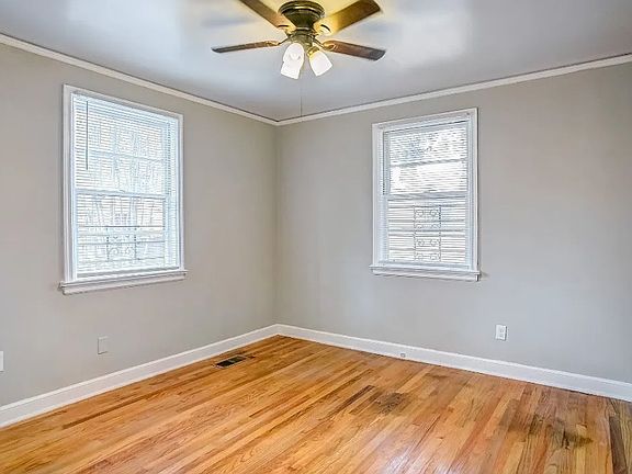5th image of 3576 N Wareingwood Dr