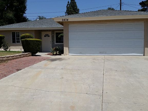 2nd image of 2434 Lovejoy St