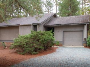 100 Glen Abbey Trl, Pinehurst, NC 28374