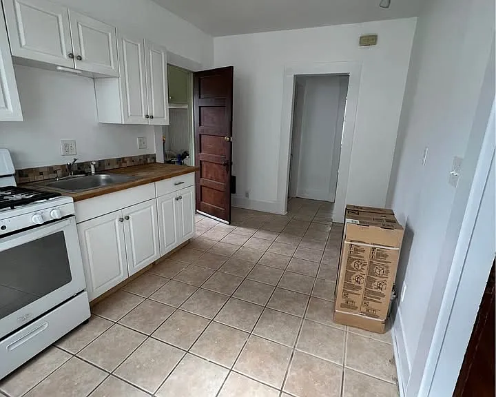 512 Central Ave #1 — Photo 8
