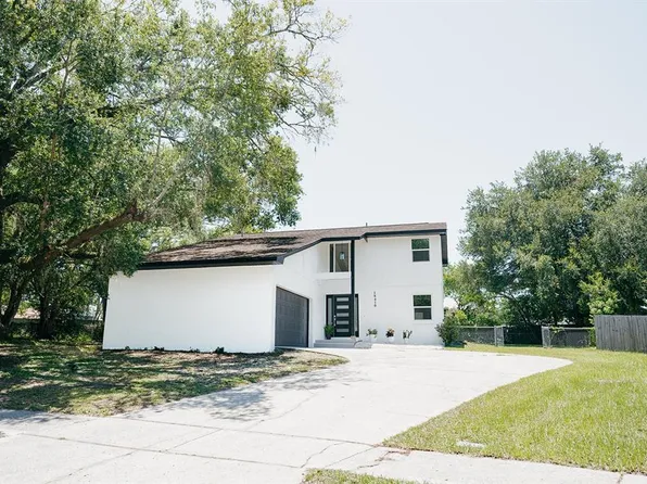 18410 Sterling Silver Cir, Lutz, FL 33549