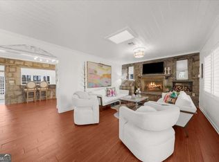 6386 Tuggle Dr, Buford, GA 30518