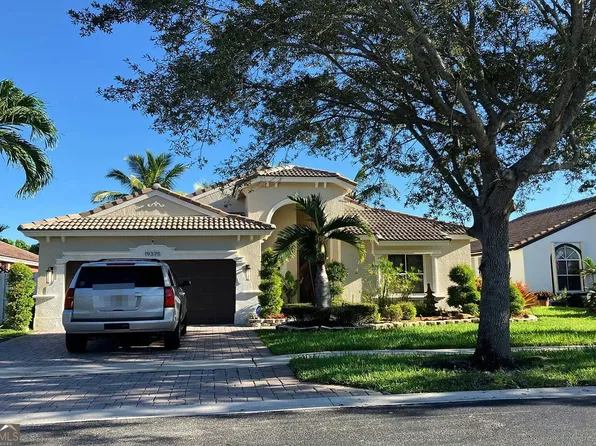 19375 SW 25th Ct, Hollywood, FL 33029