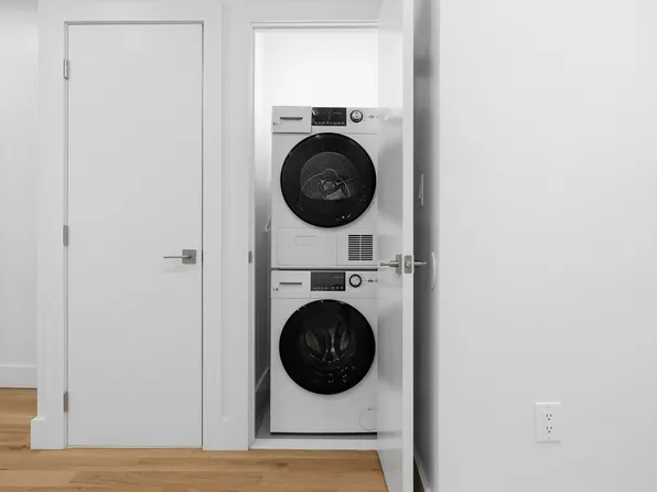 34 Avenue A image 24 of 29