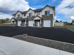 411 S 97th Ave #2, Yakima, WA 98908