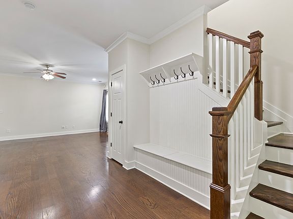 2nd image of 1455 Reynolds Dr