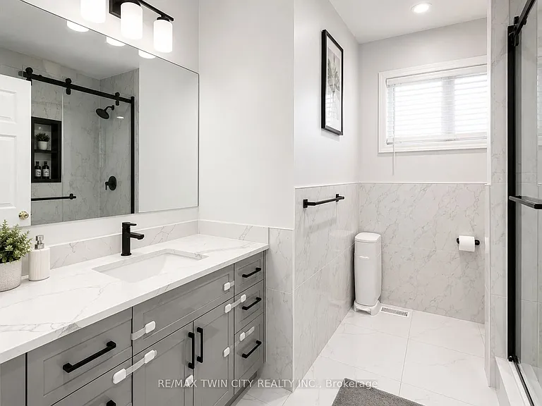 212 Colton Cir — Photo 10
