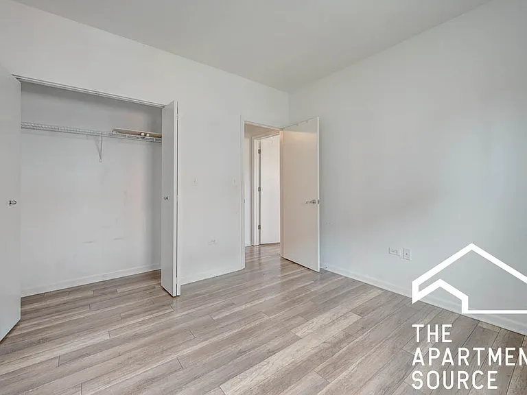 2700 W North Ave #203 — Photo 8