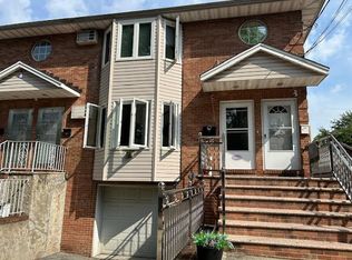 20415 46th Rd #1, Flushing, NY 11361