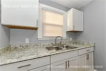 2 bed, 756 sqft, $1,095 — Photo 3