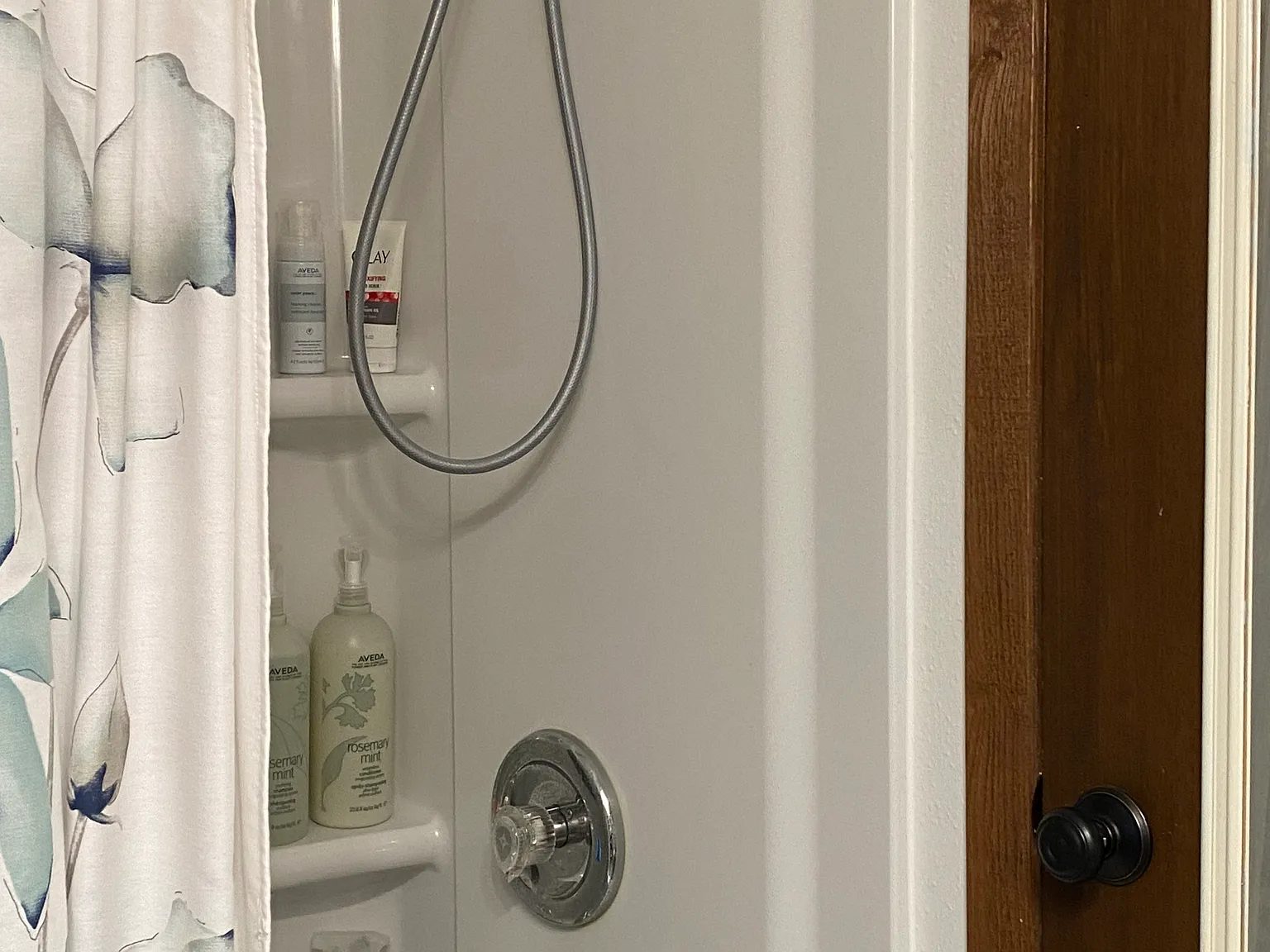 2 bed, 900 sqft, $1,200 — Photo 2
