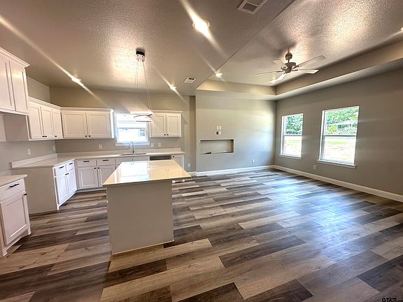 2nd image of 108 Mowery Ln