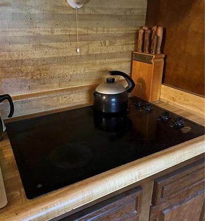 5th image of 3404 Maine Ave
