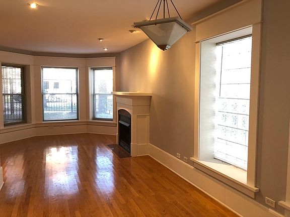 2nd image of 3545 W Shakespeare Ave #1