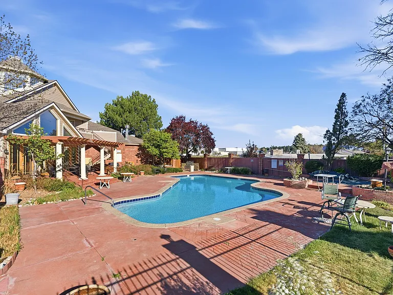 4760 S Wadsworth Blvd — Photo 23