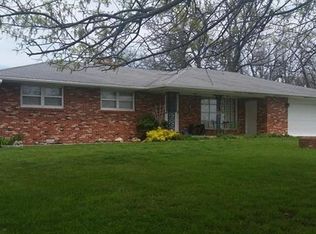 20681 Eastgate Rd, Lebanon, MO 65536