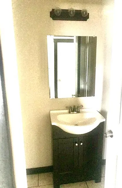 2530 S Picher Ave — Photo 4