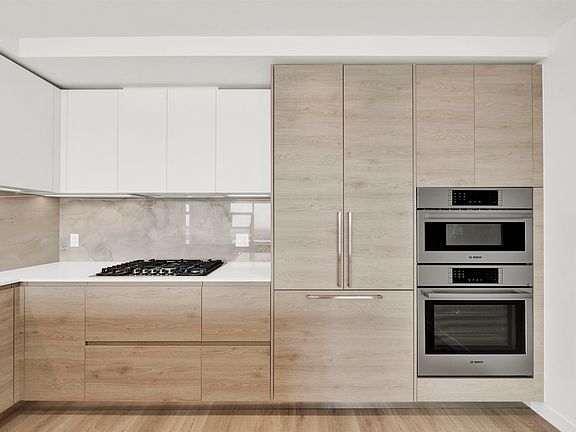 4th image of 680 Quayside Dr #4701