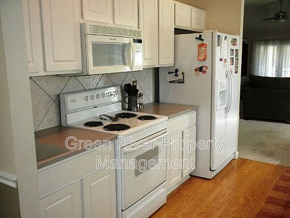4th image of 140 Afton Ln