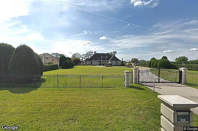 Front Gate w/ Secure Access