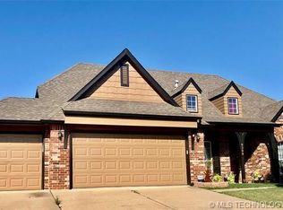 9309 N 98th East Ct, Owasso, OK 74055