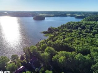 1017 Wonder Beach Rd, Muskoka Lakes, ON P0B1M0