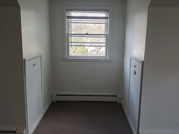 3rd image of 83 Valentine St