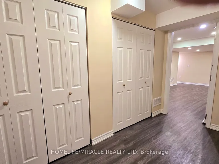 91 Tysonville Cir #LOWER — Photo 3