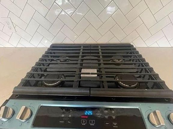 5th image of 4825 Avery Ct